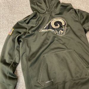 Nike Men's Olive Green Therma-Fit Hoodie